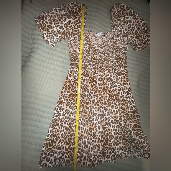 Faithfull the Brand Leopard Print Smocked Puff Sleeve Mini Dress. Size 2. EUC - Picture 4 of 13